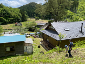 古民家の裏